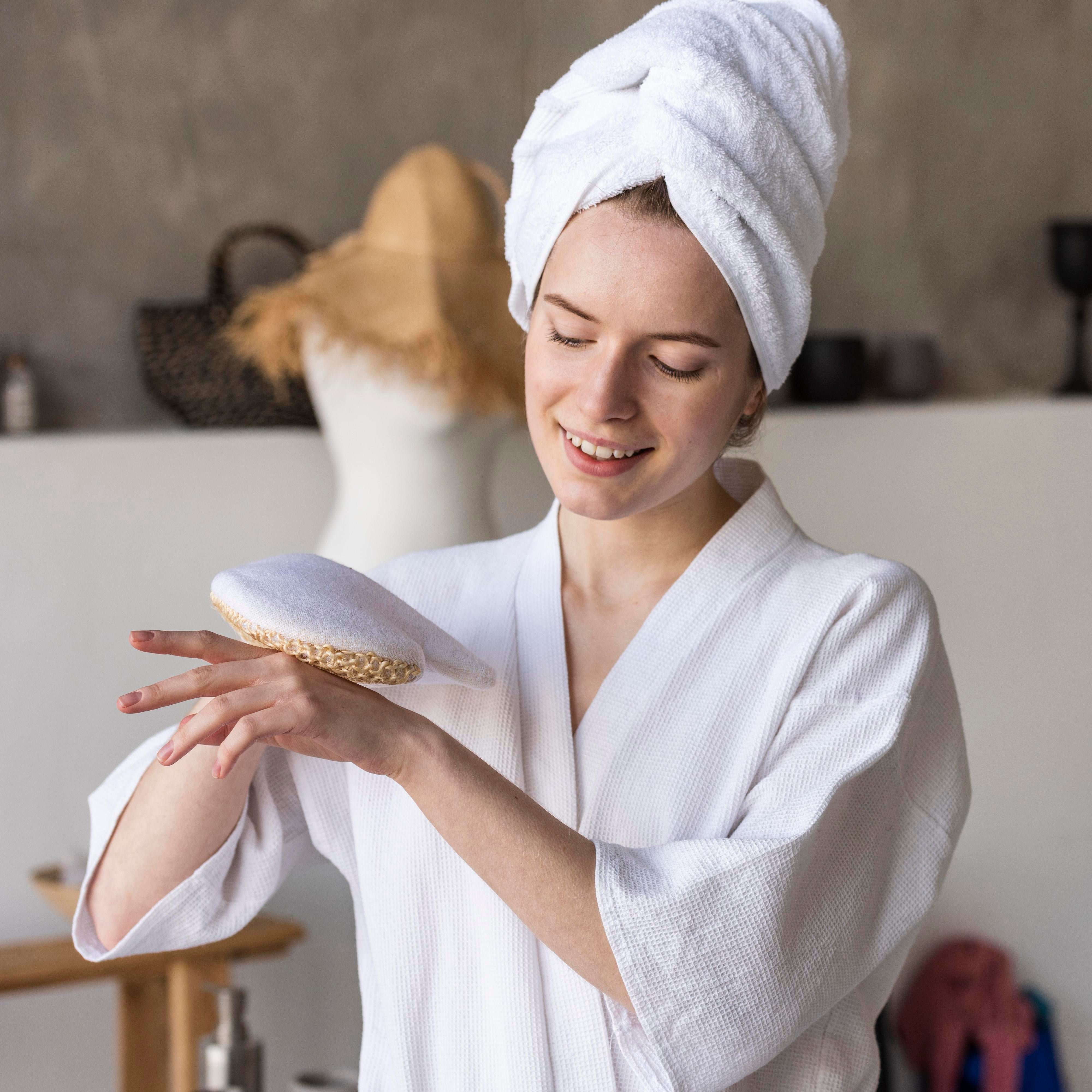 The Ultimate Guide to Exfoliating Gloves