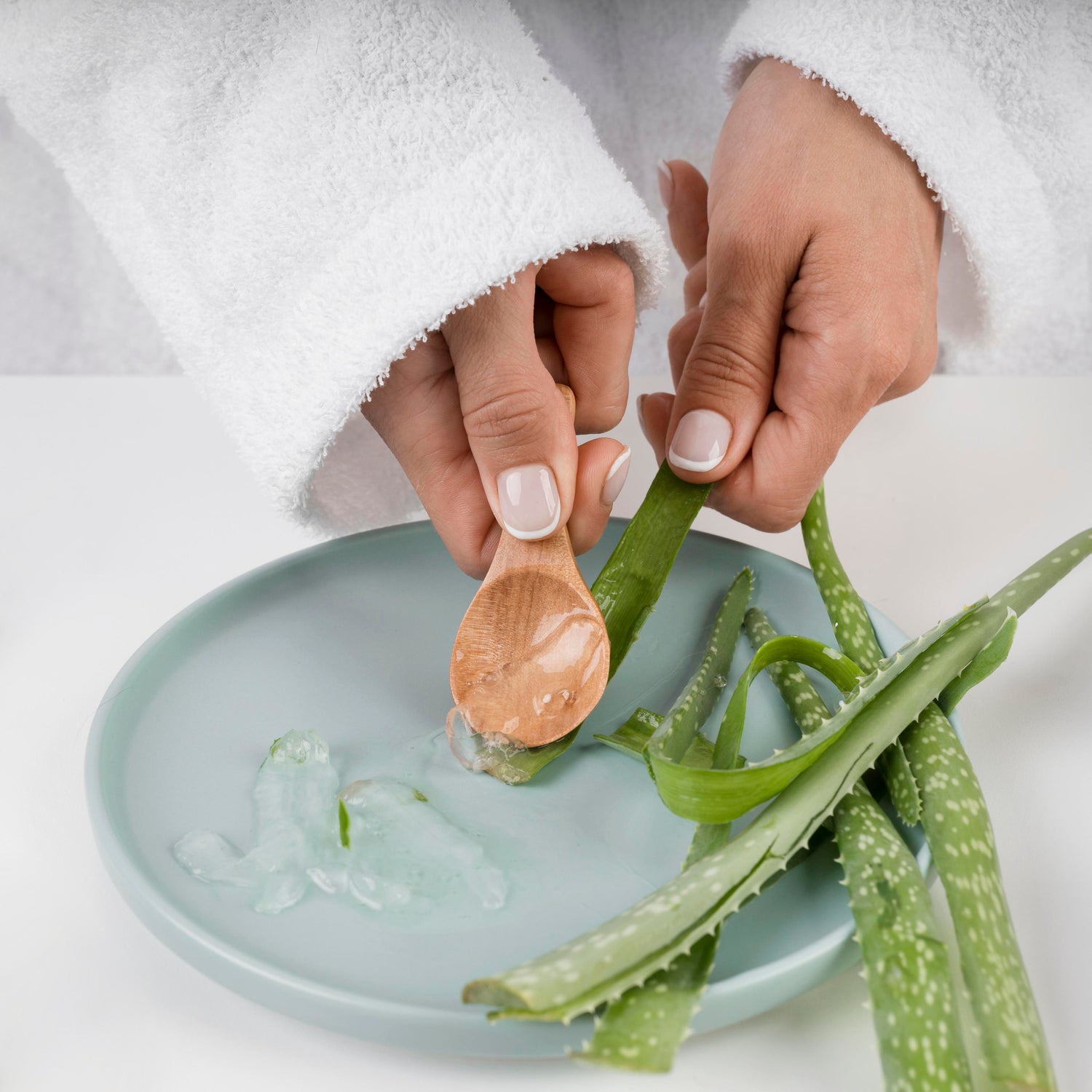 What is Aloe Vera Gel and its Benefits